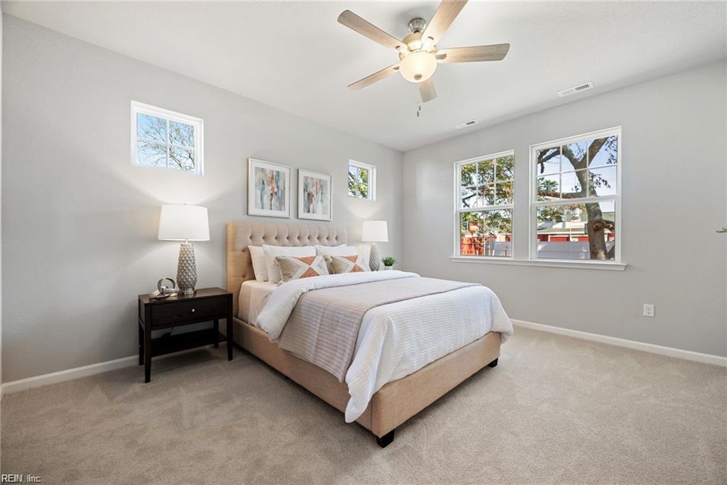 211 Apple CT