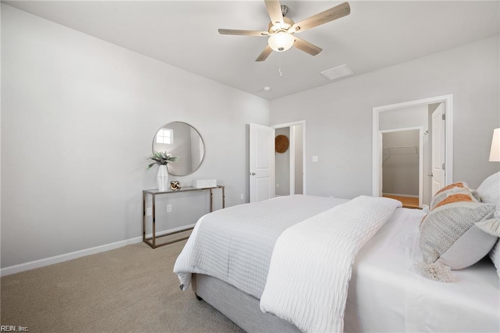 211 Apple CT