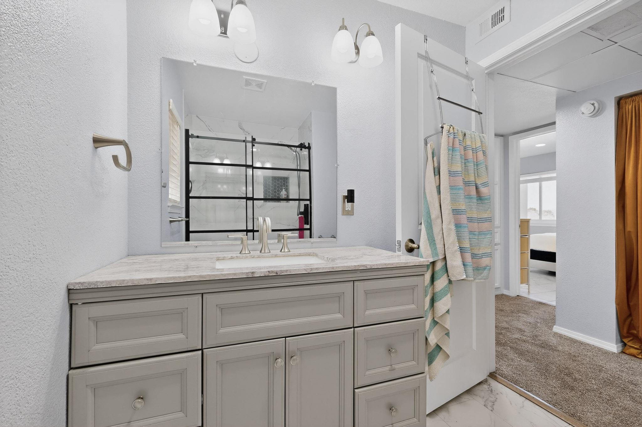 4200 Montgomery Boulevard NE 315