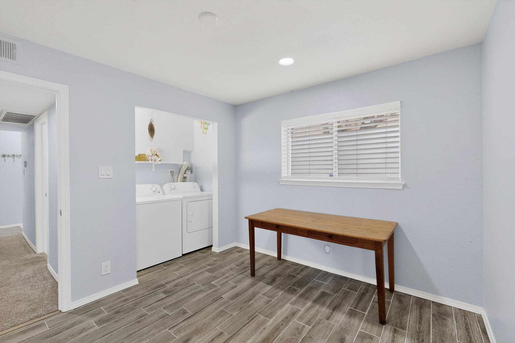 4200 Montgomery Boulevard NE 315