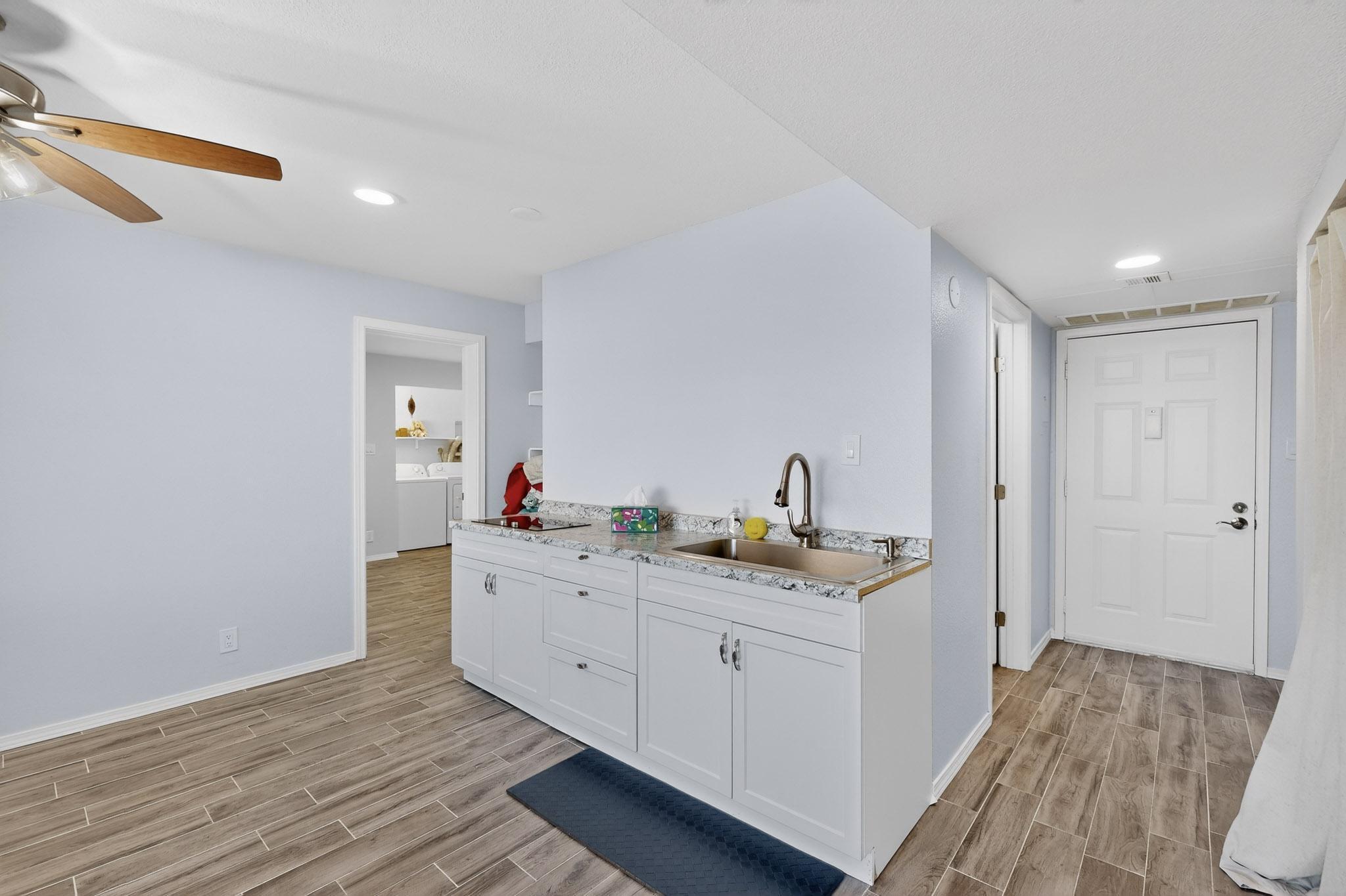 4200 Montgomery Boulevard NE 315
