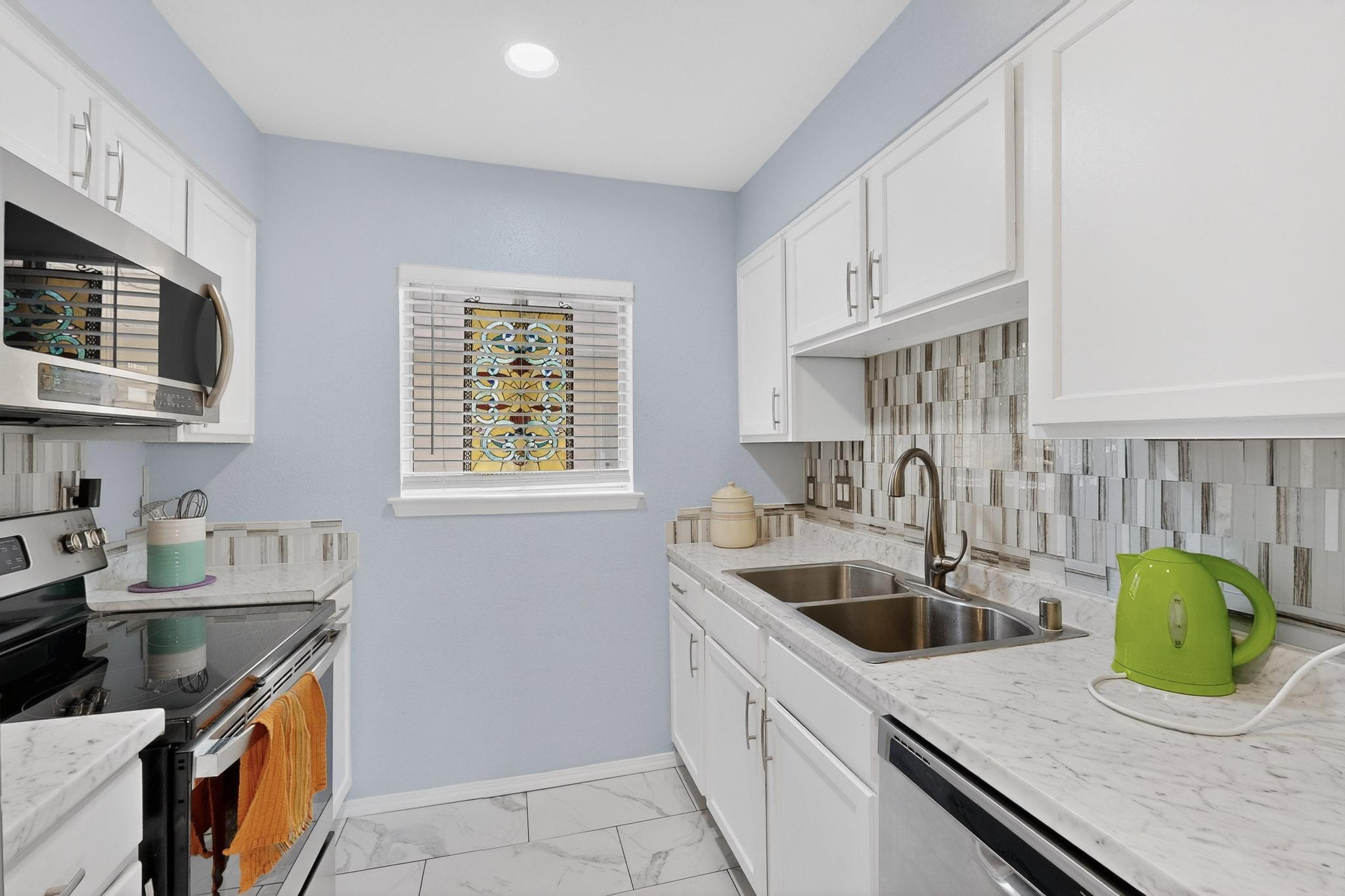 4200 Montgomery Boulevard NE 315