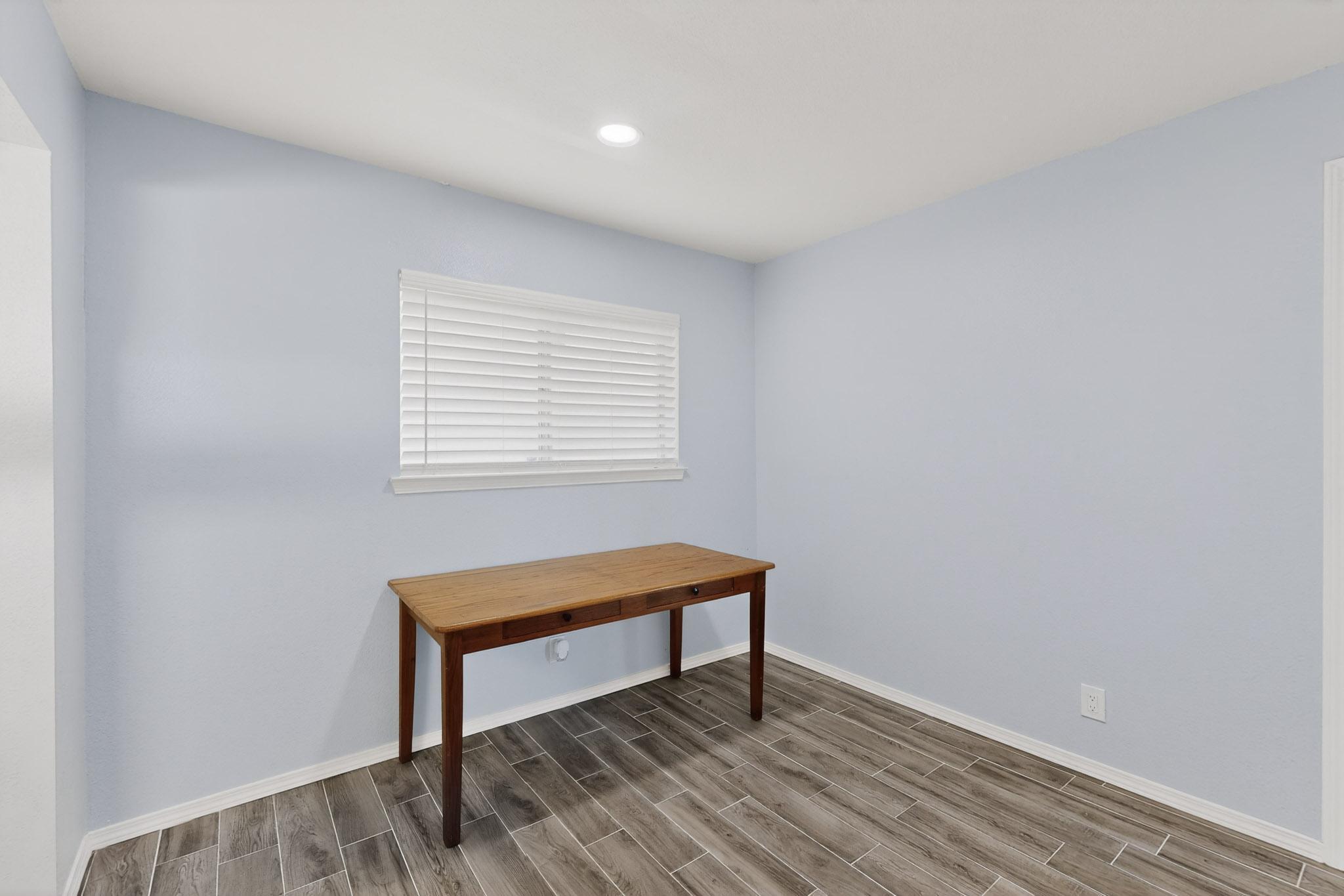 4200 Montgomery Boulevard NE 315
