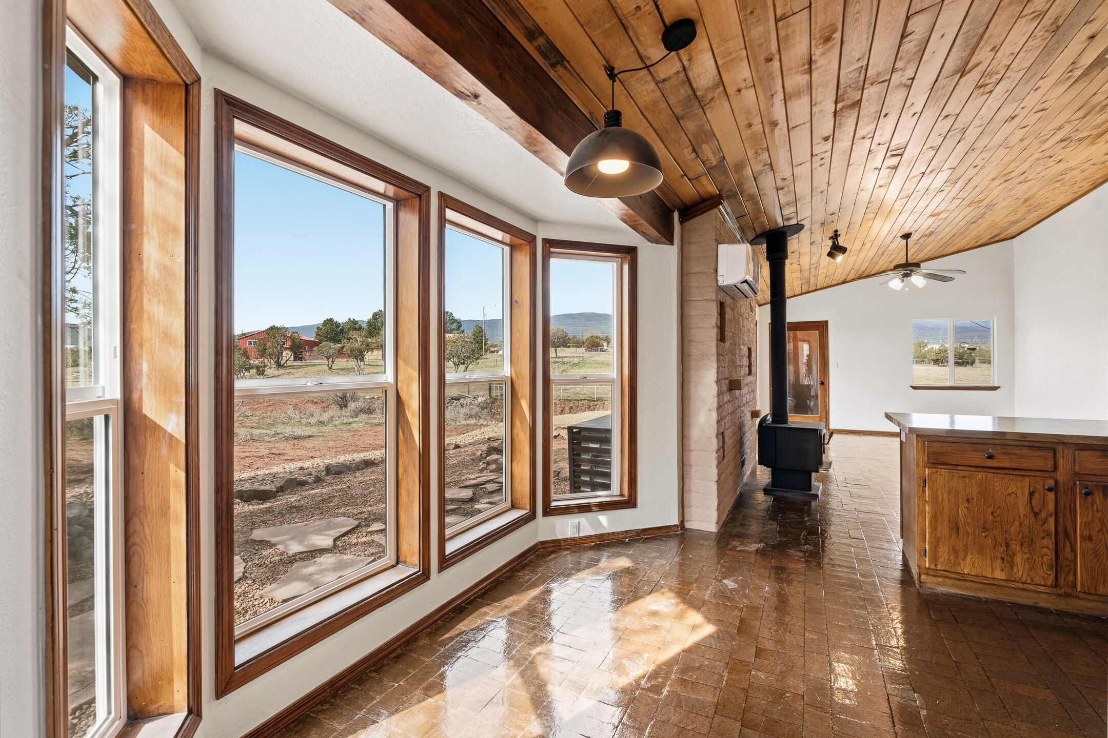 14 Lakeview Place