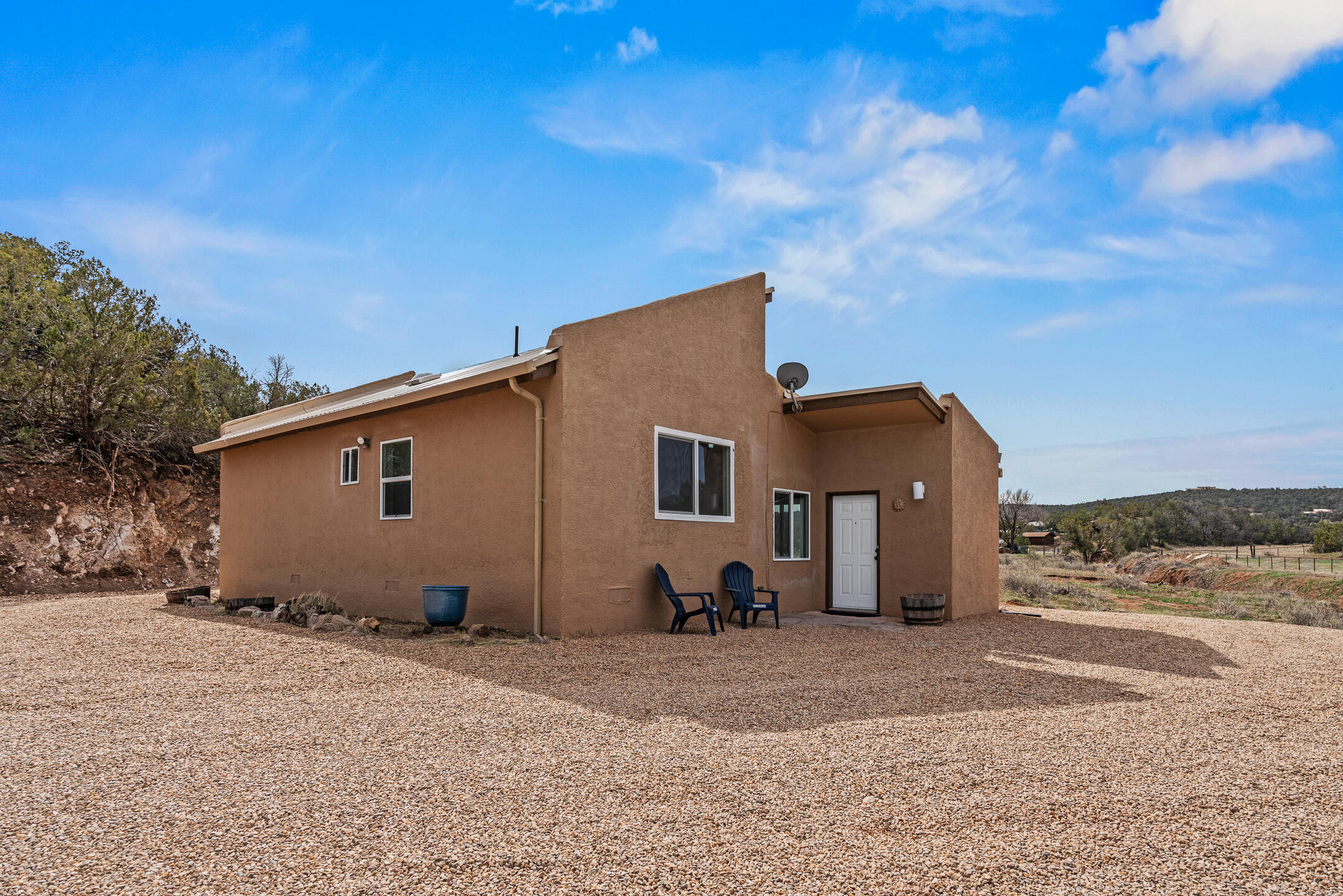 14 Lakeview Place
