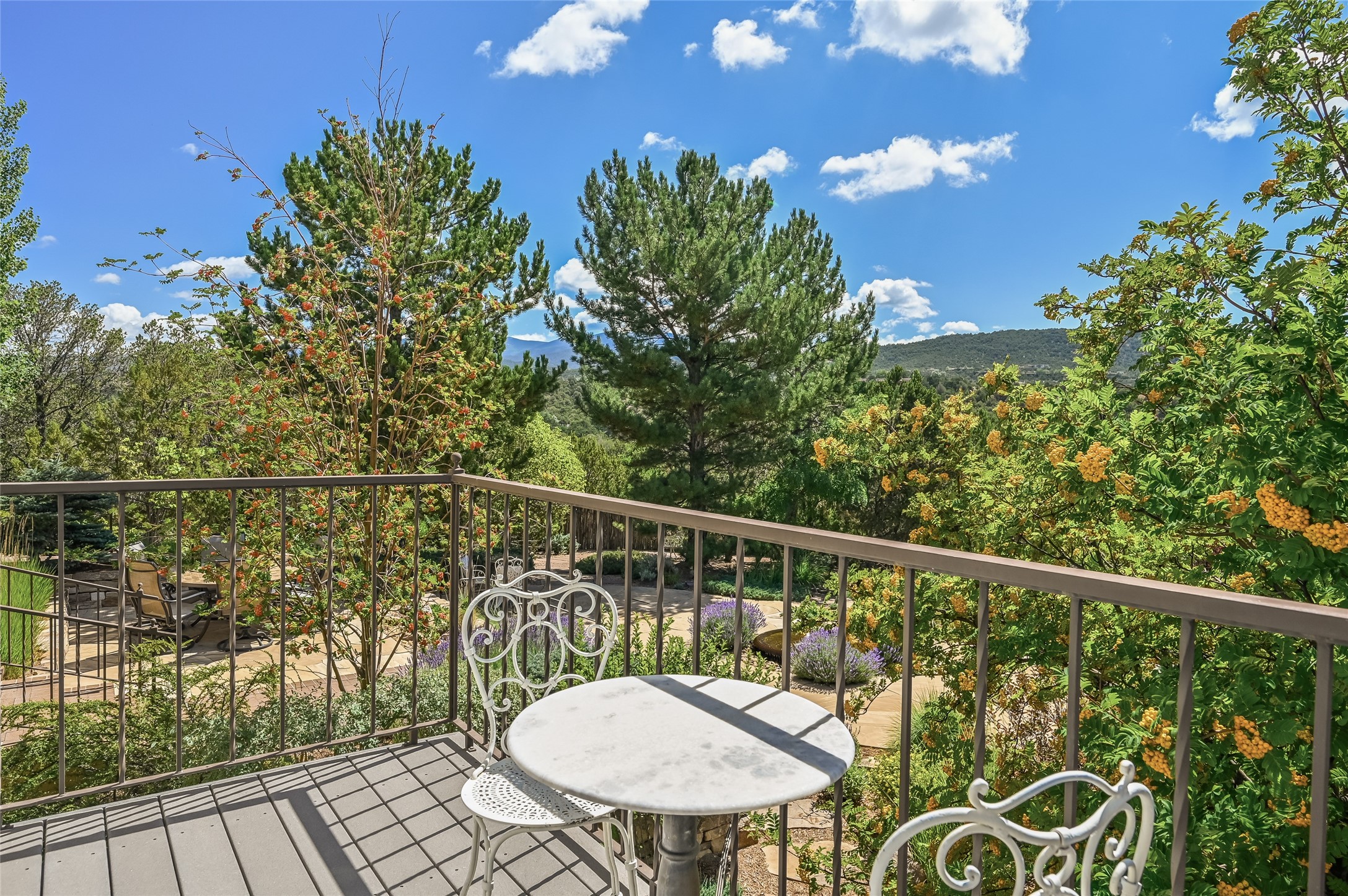 1067 Bishops Lodge Road