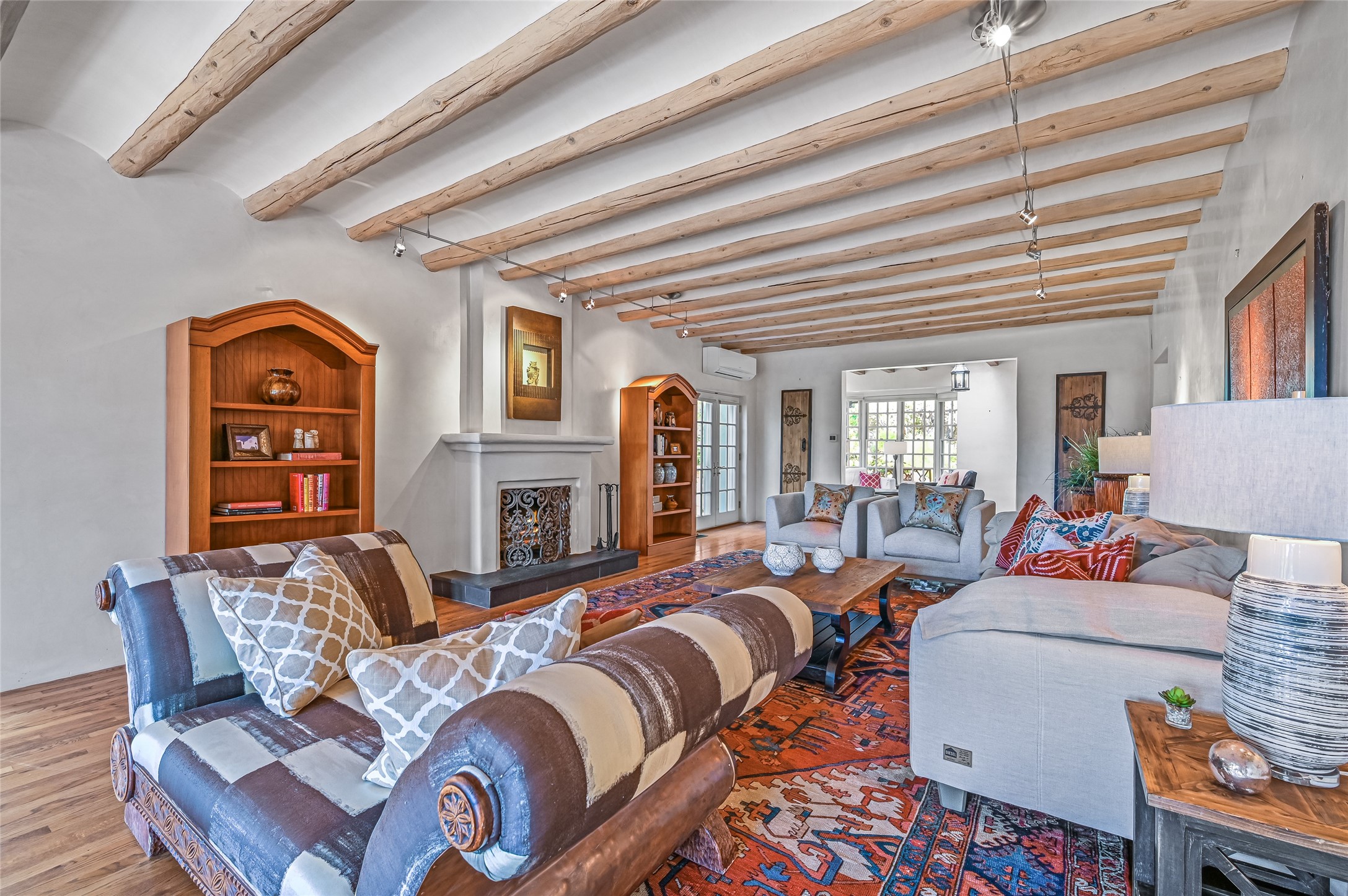 1067 Bishops Lodge Road
