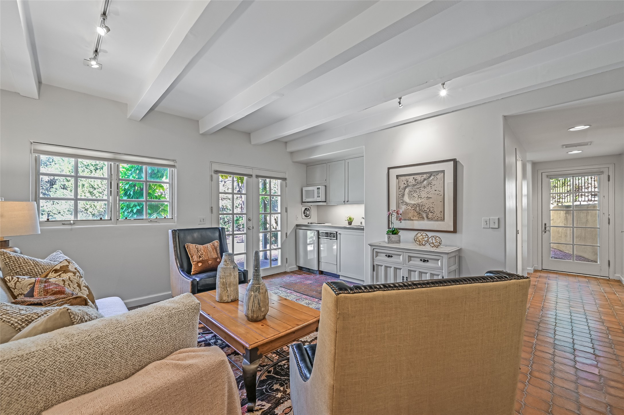 1067 Bishops Lodge Road