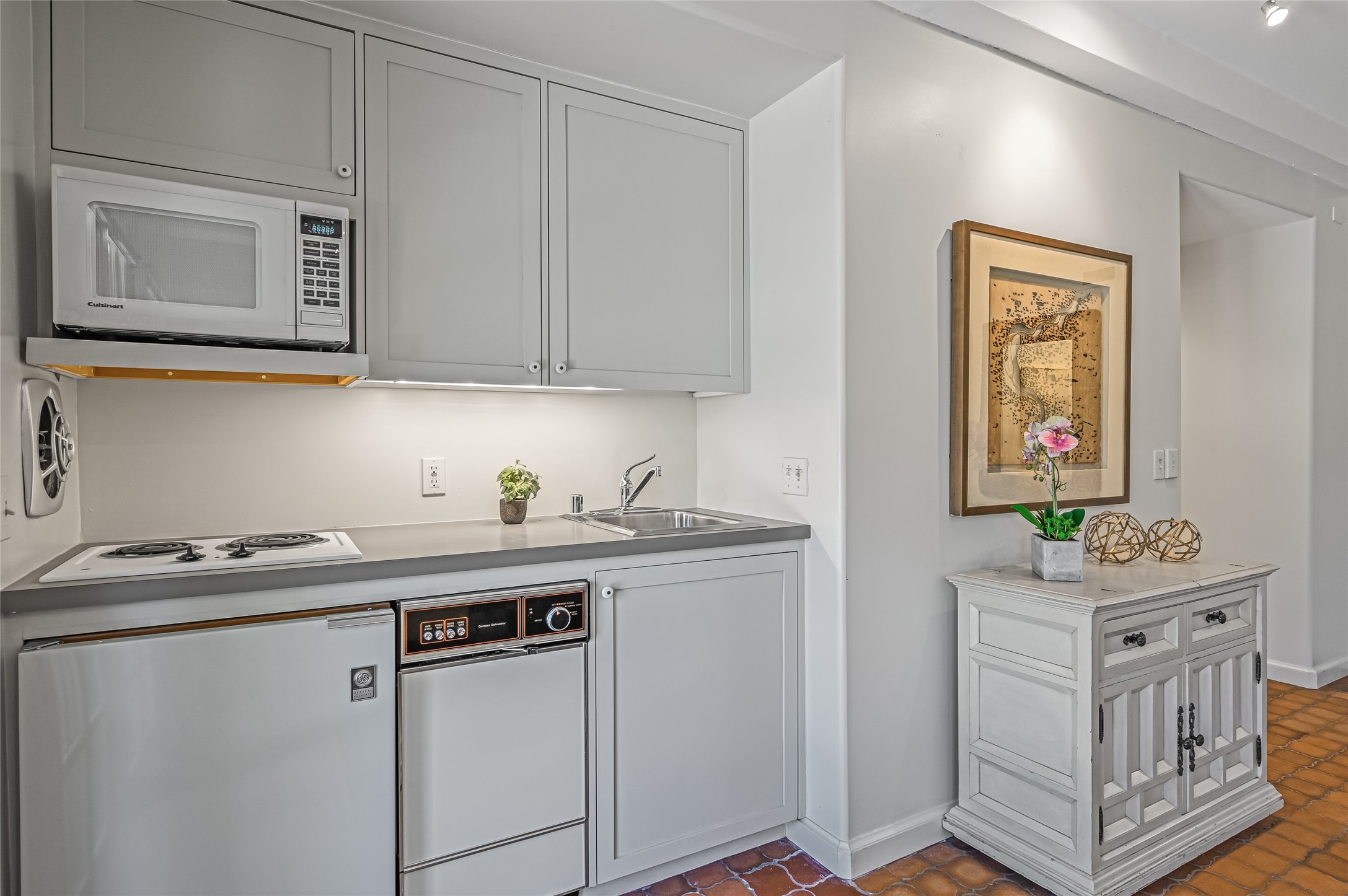 1067 Bishops Lodge Road