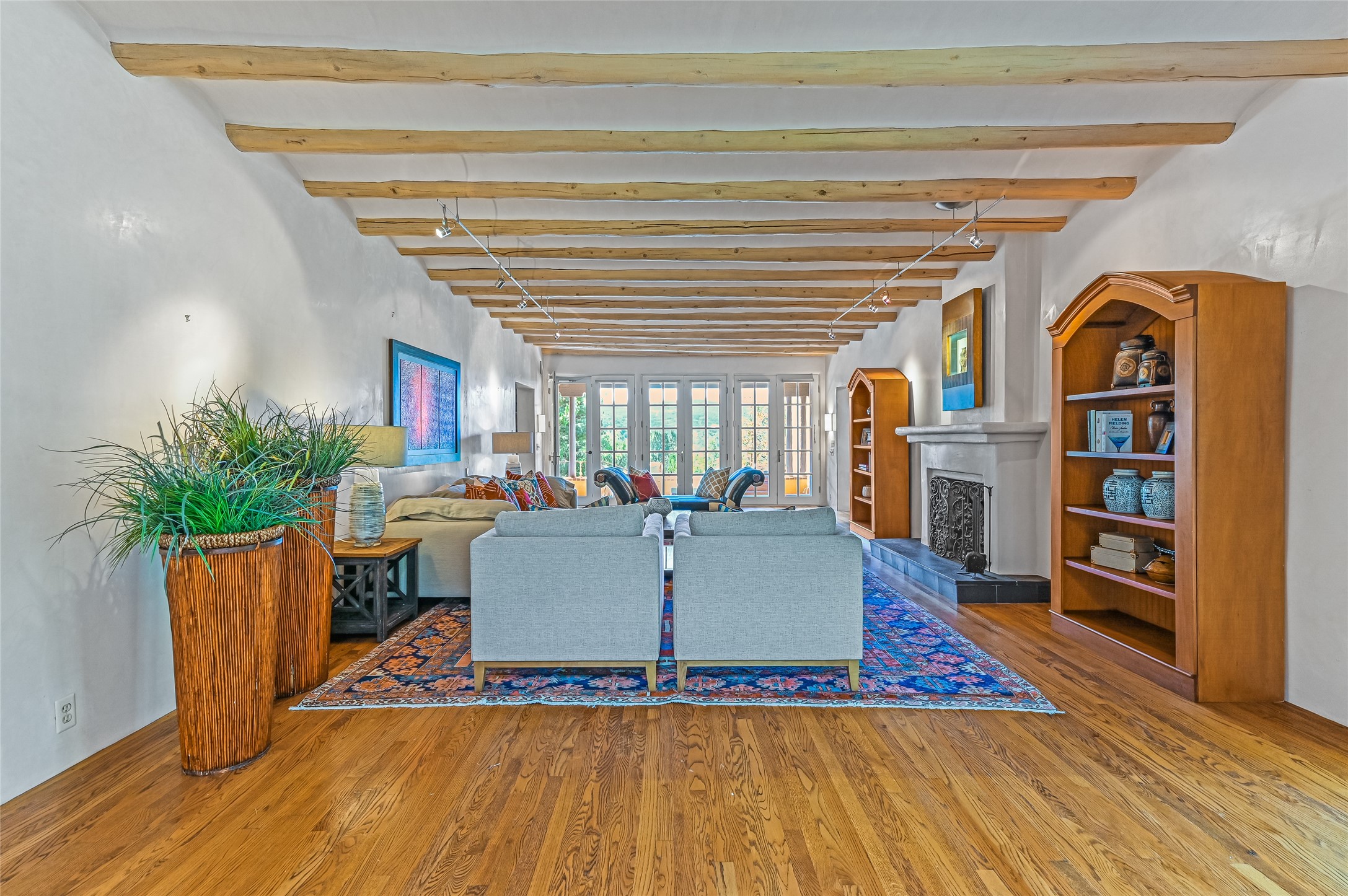 1067 Bishops Lodge Road