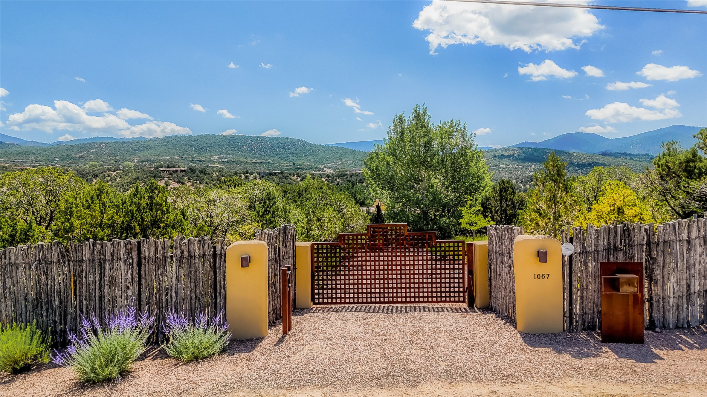 1067 Bishops Lodge Road
