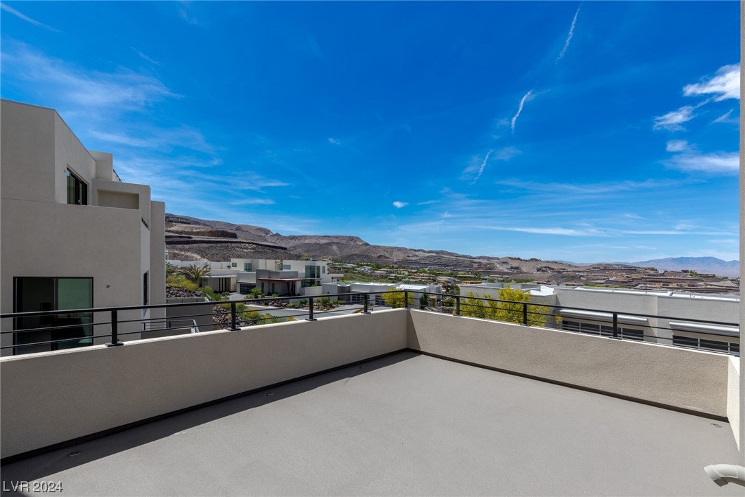 454 Tranquil Peak Court