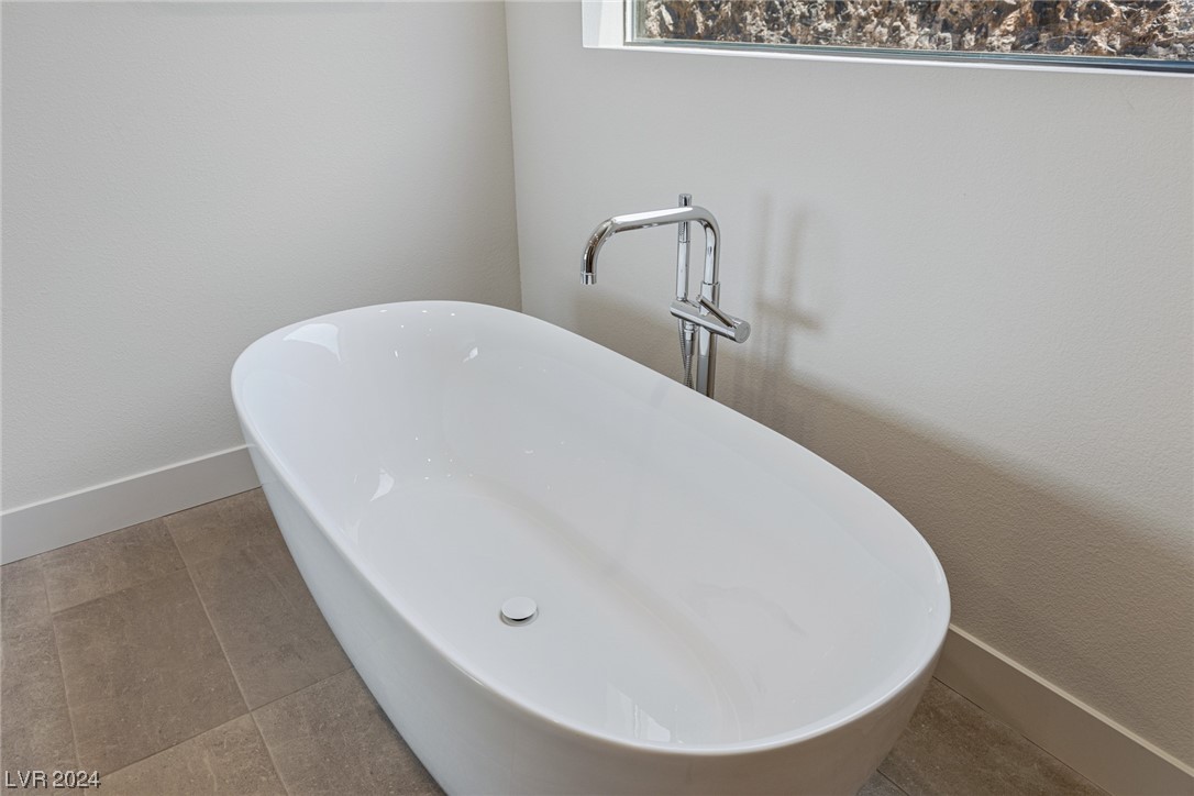 454 Tranquil Peak Court