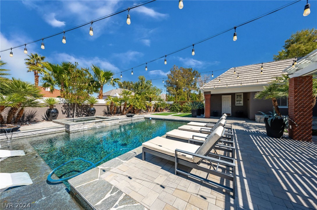 2365 Villandry Court