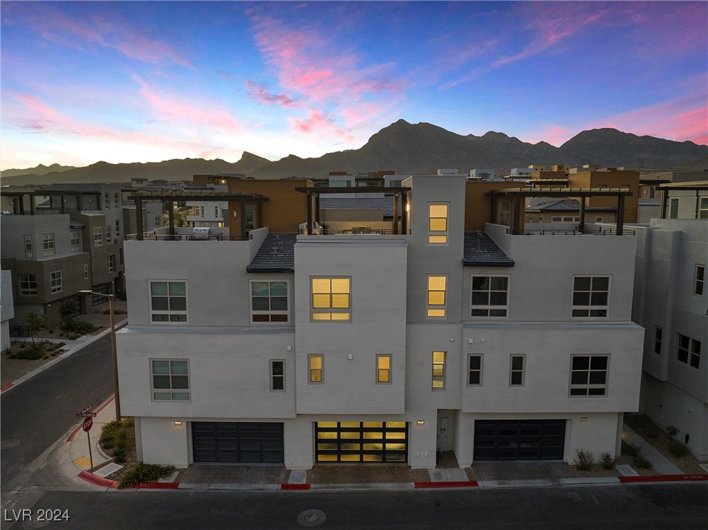 639 Sentinel Spire Street