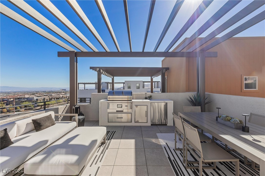 639 Sentinel Spire Street