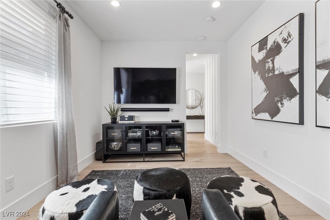 639 Sentinel Spire Street