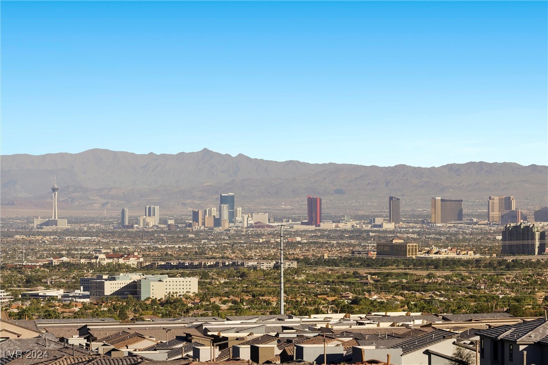 639 Sentinel Spire Street