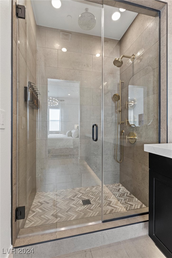 639 Sentinel Spire Street