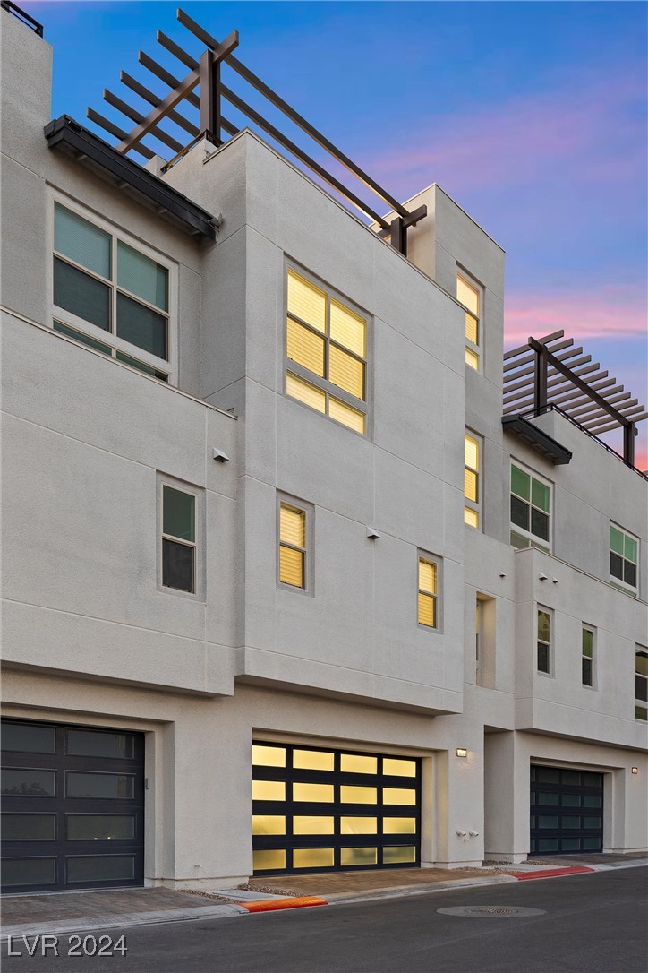 639 Sentinel Spire Street