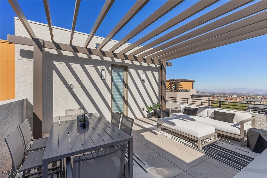 639 Sentinel Spire Street