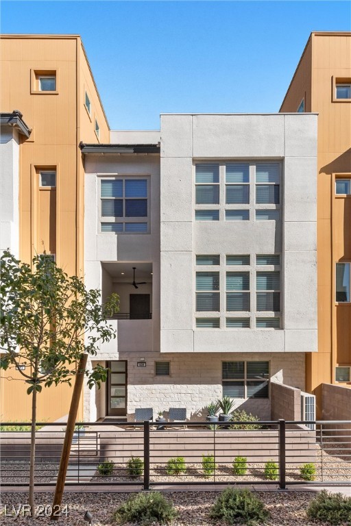 639 Sentinel Spire Street