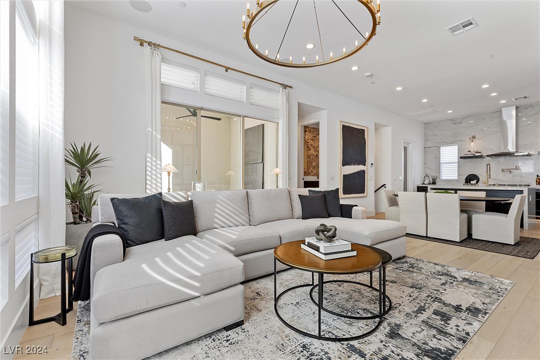 639 Sentinel Spire Street