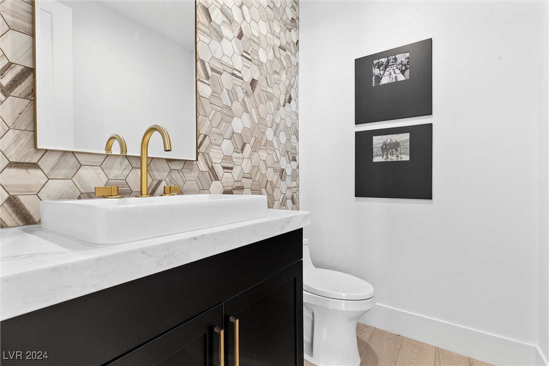 639 Sentinel Spire Street