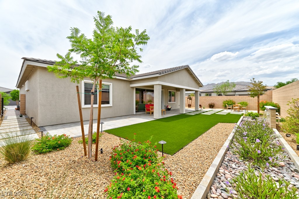 10972 Dixie Johnson Avenue