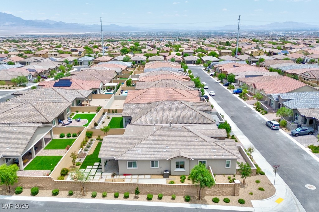 10972 Dixie Johnson Avenue