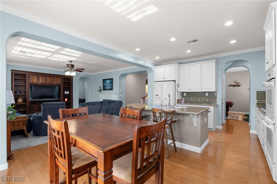 4331 Mesa Landing Avenue