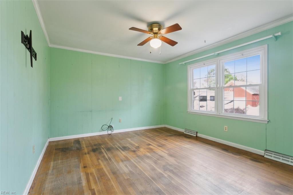 4015 Catesby Jones DR