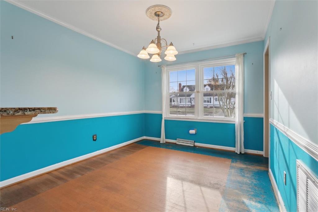 4015 Catesby Jones DR