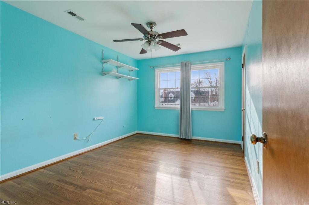 4015 Catesby Jones DR