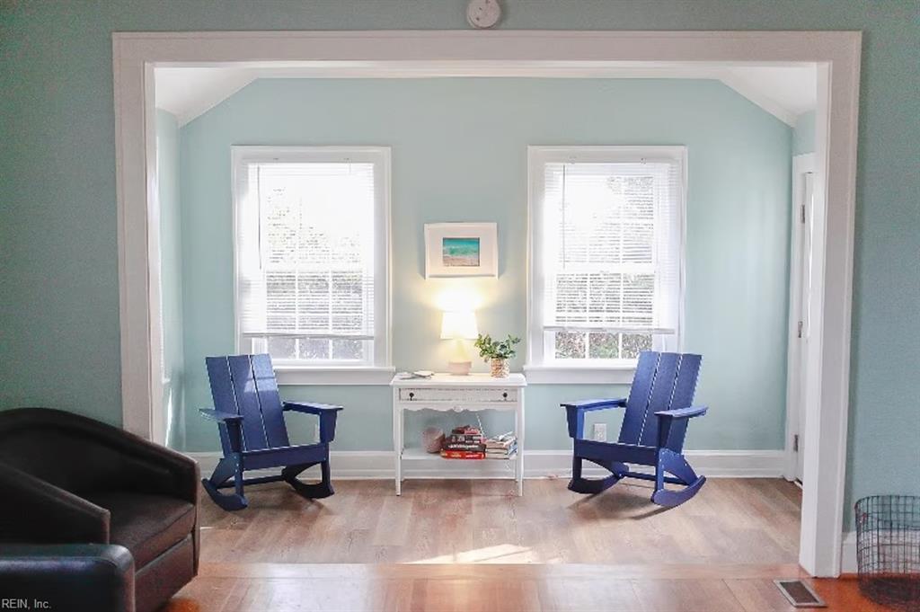 1711 E Ocean View AVE