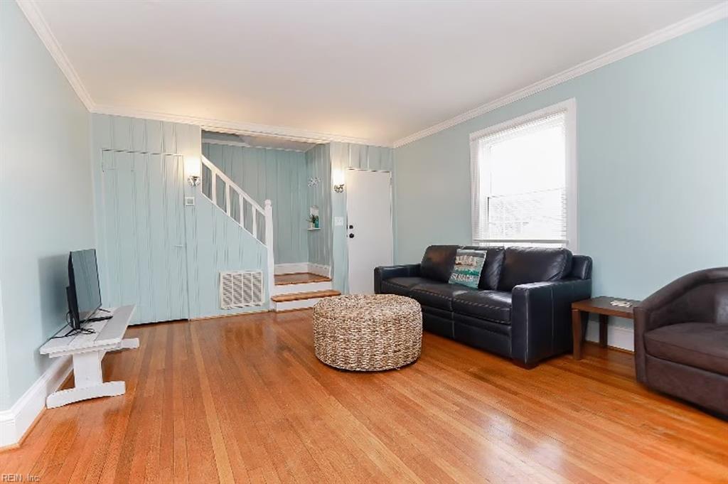 1711 E Ocean View AVE