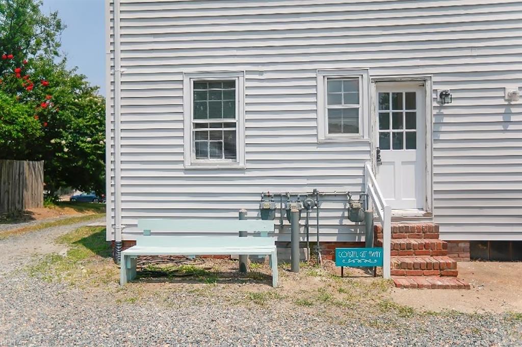 1711 E Ocean View AVE