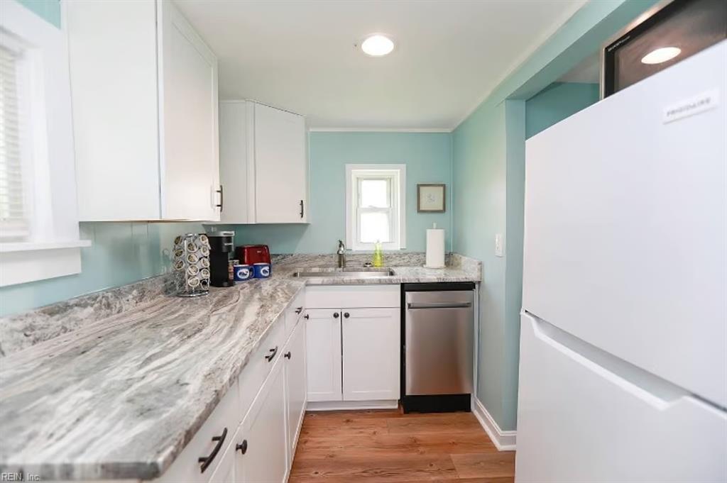 1711 E Ocean View AVE