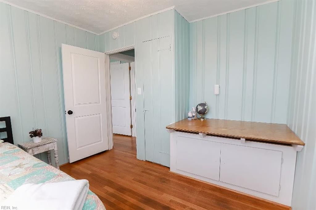 1711 E Ocean View AVE