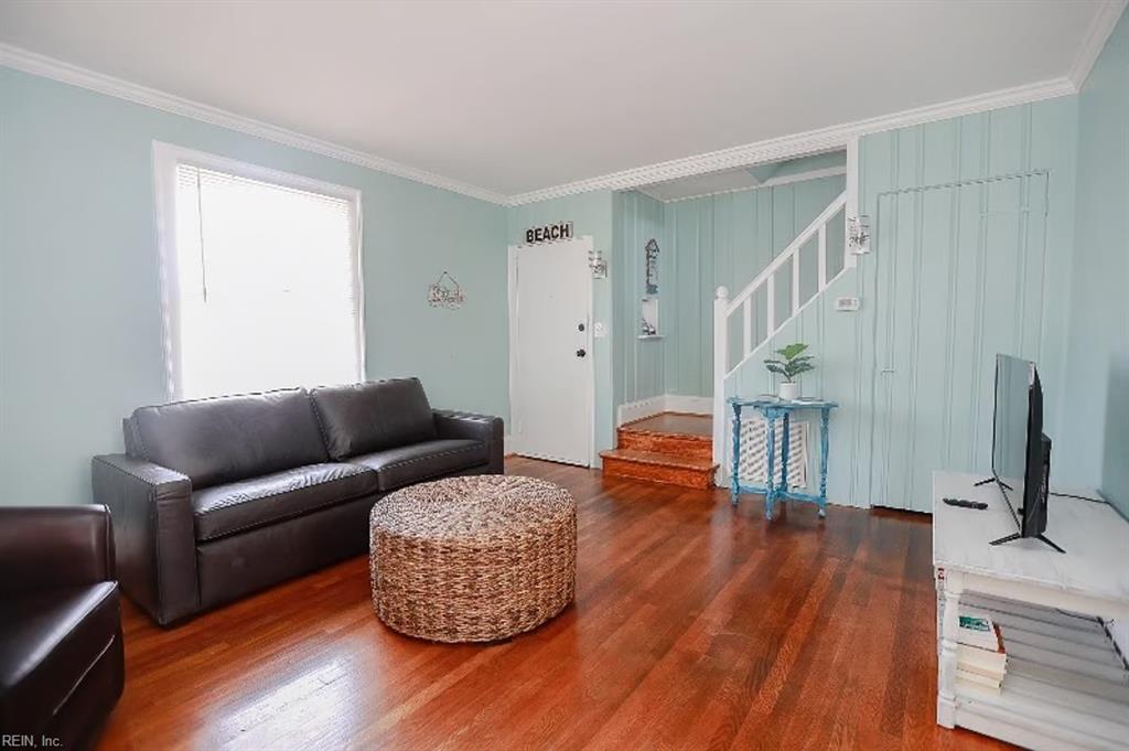 1711 E Ocean View AVE