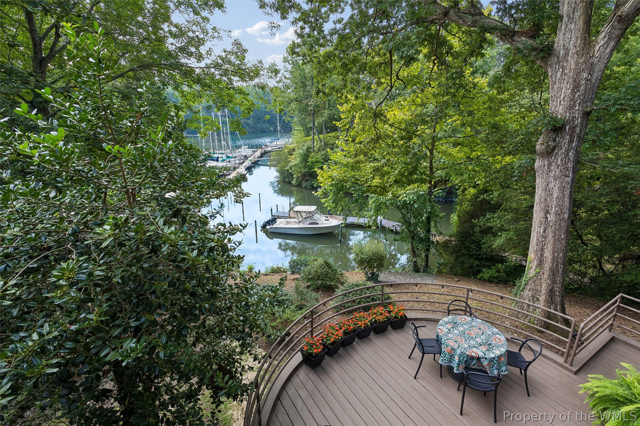 40 Heron Point Ln
