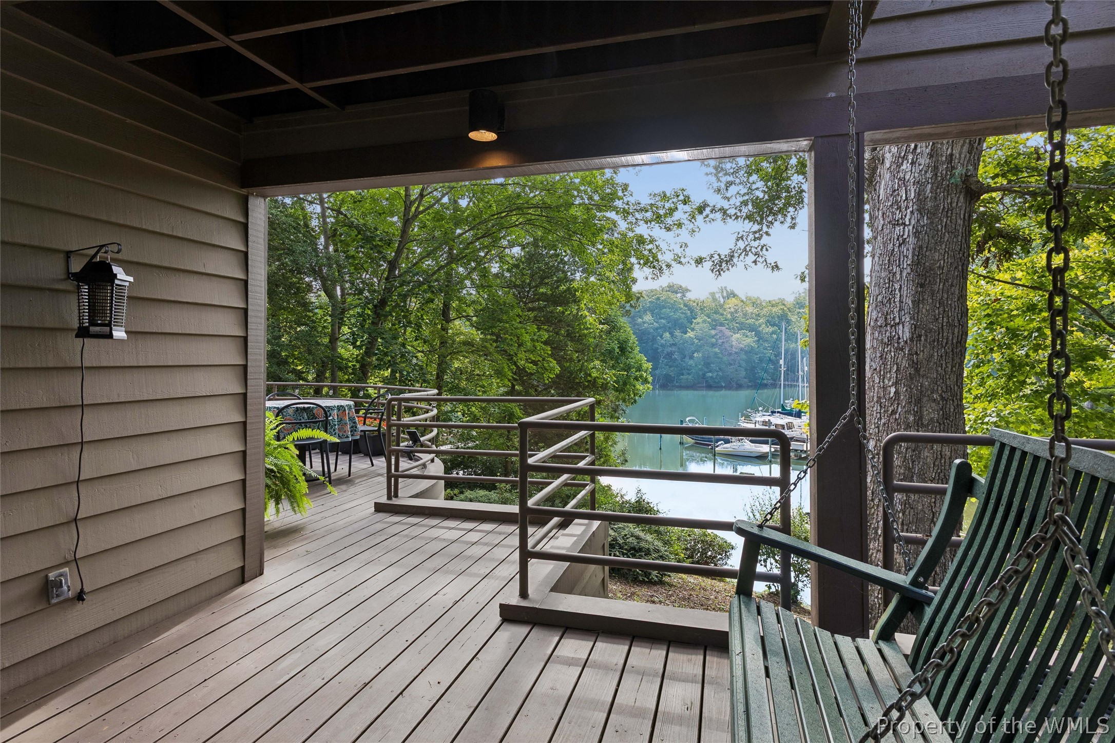 40 Heron Point Ln