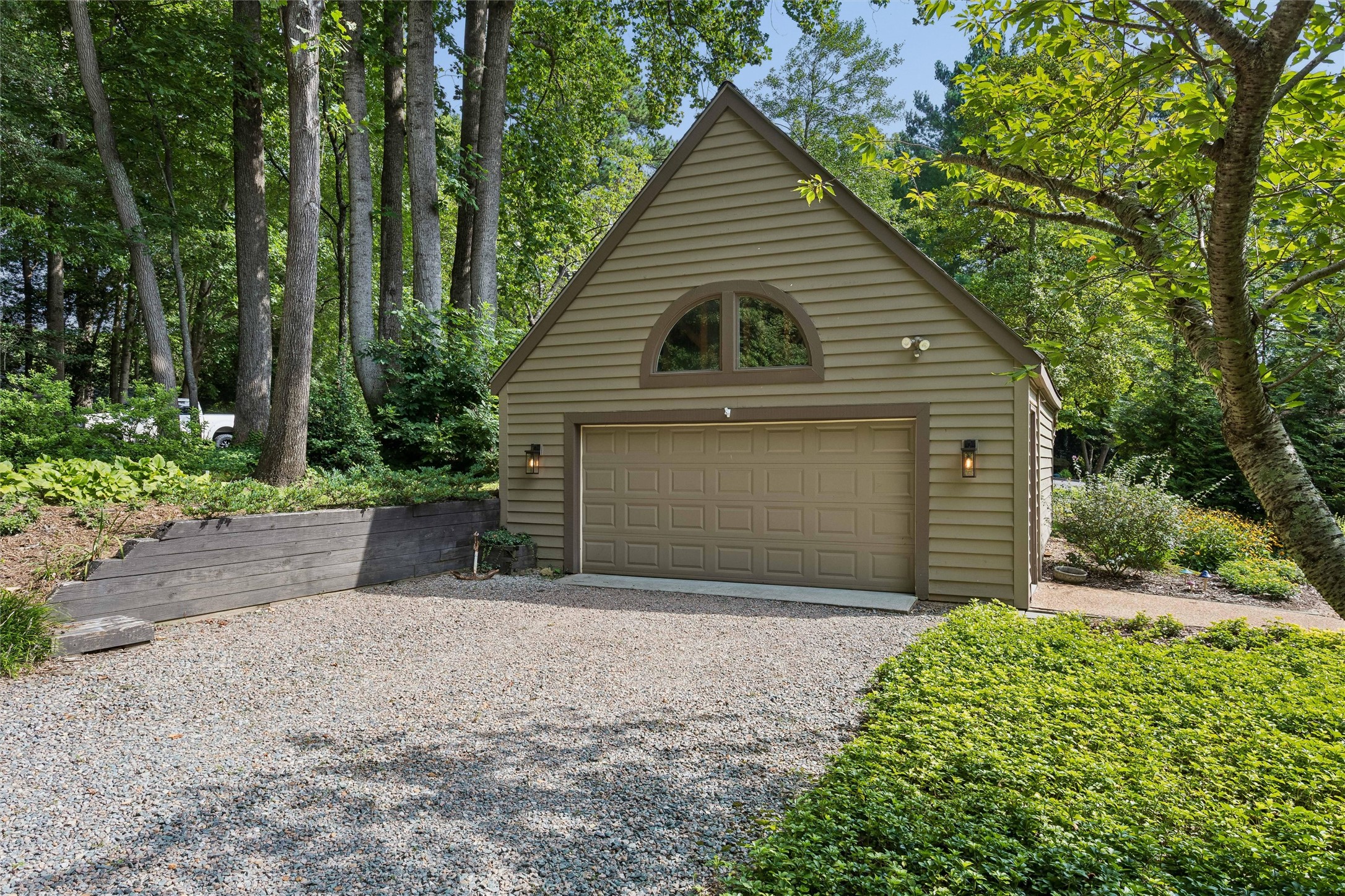 40 Heron Point Ln