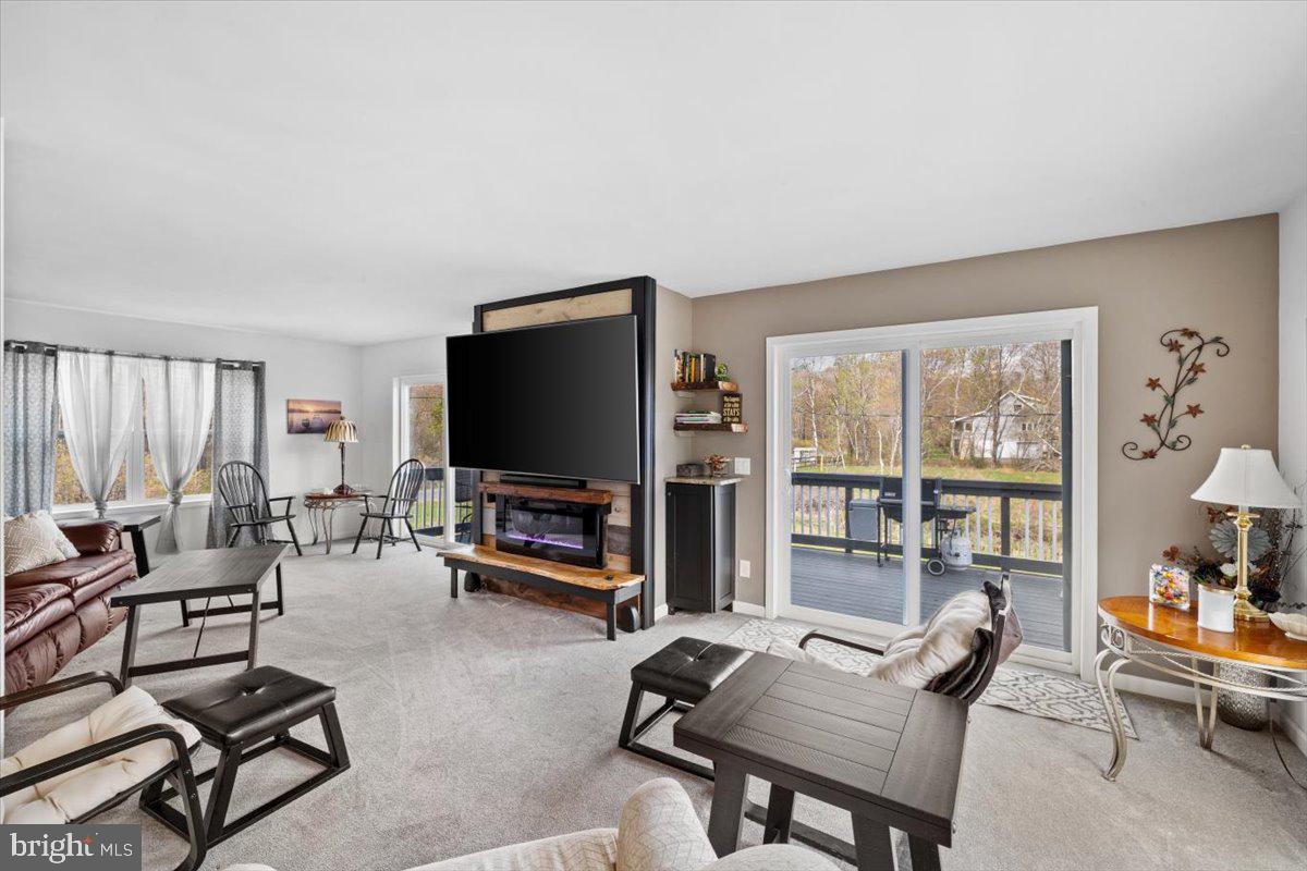 228 CRANBERRY DRIVE