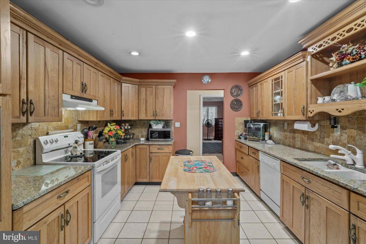 125 TALON DRIVE