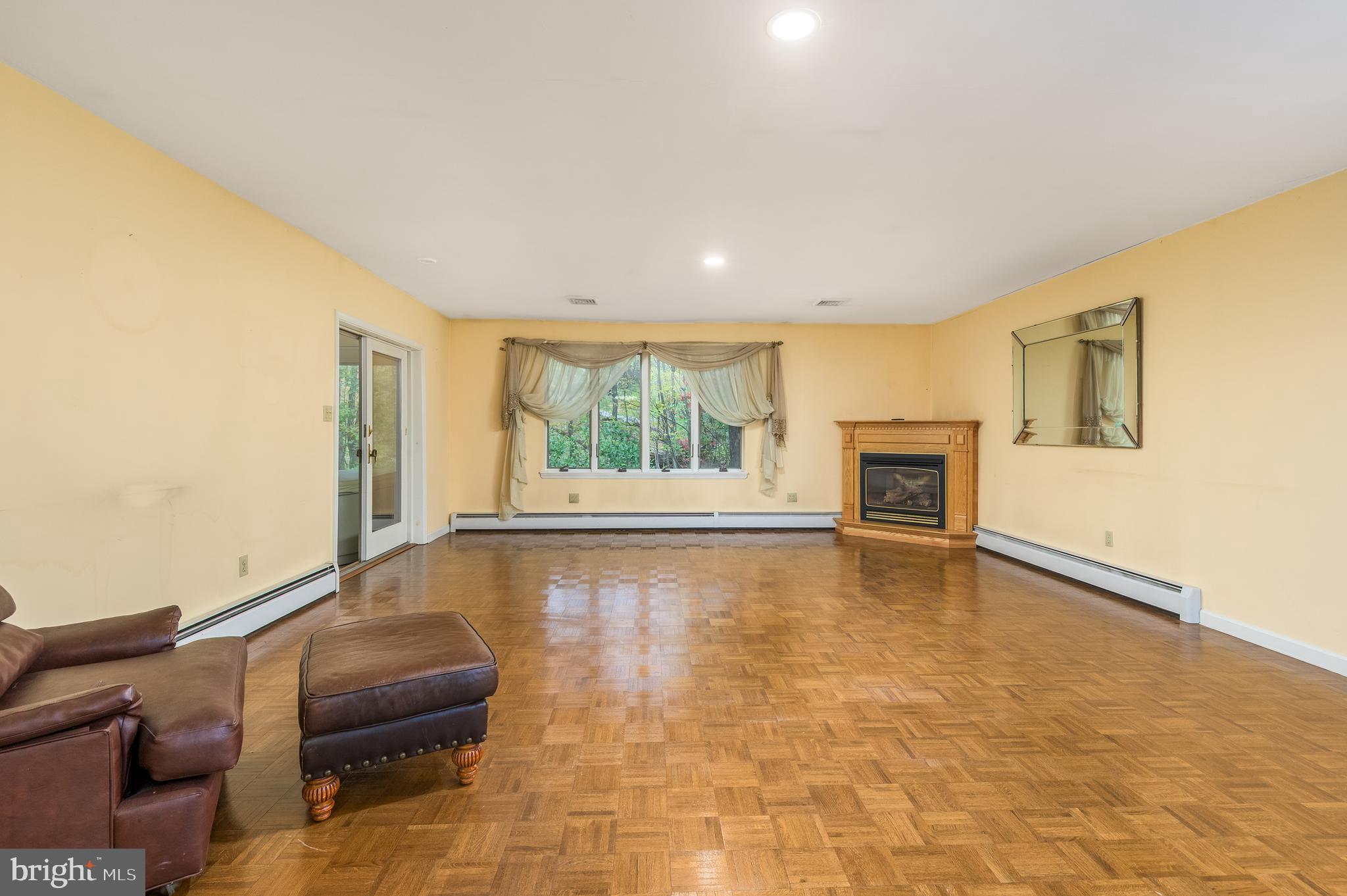 125 TALON DRIVE