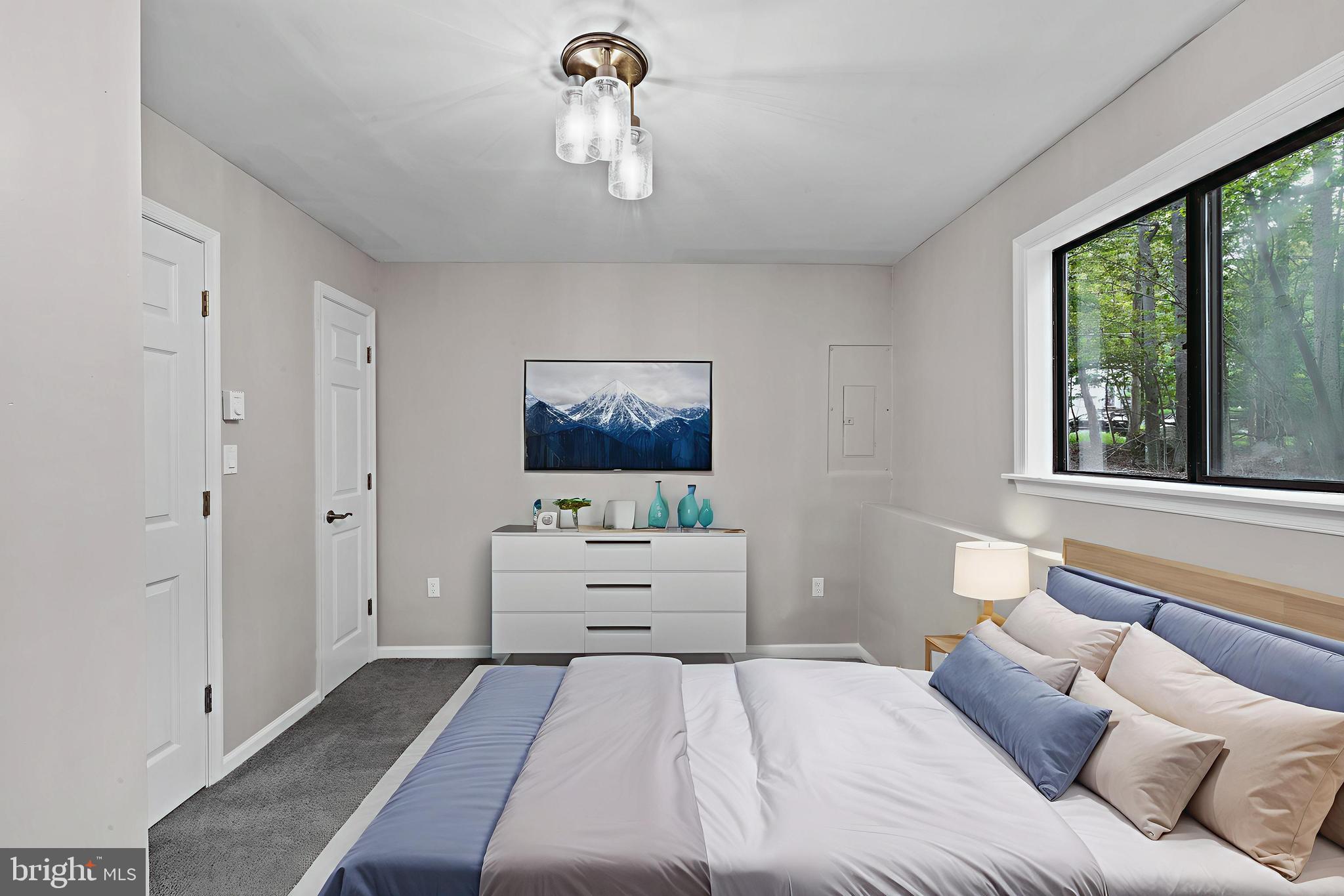 2914 FAIRHAVEN DRIVE