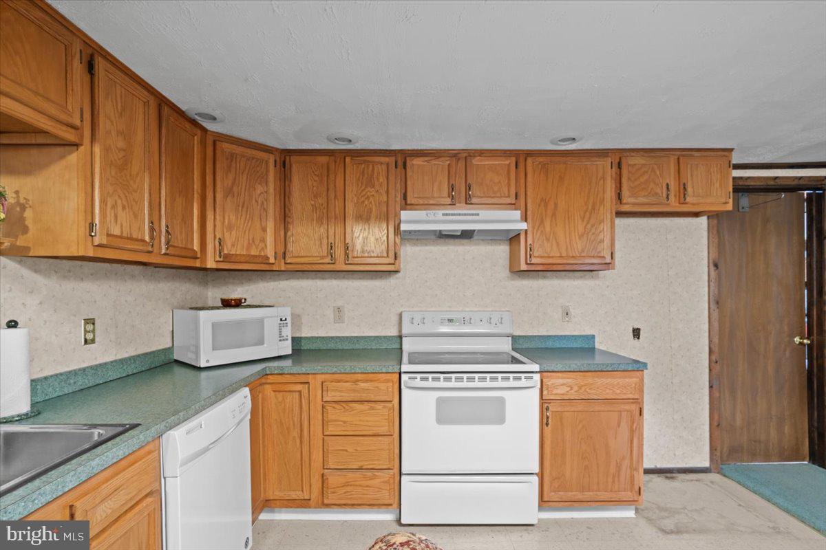 157 VIEWTOP ROAD