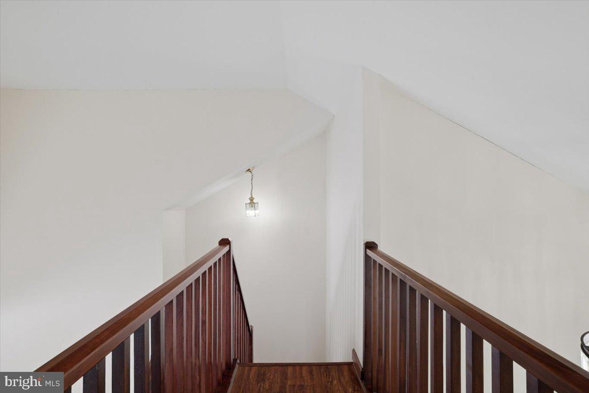 2130 SCARBOROUGH WAY