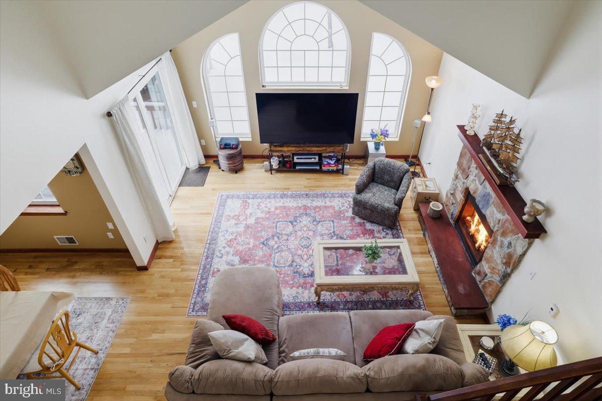 2130 SCARBOROUGH WAY